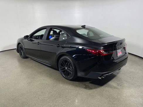 New 2026 Toyota Camry SE image 5