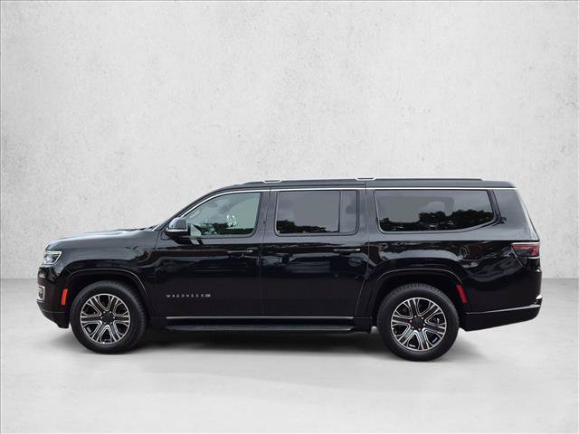 Used 2023 Jeep Wagoneer L Series II AWD/4WD image 9