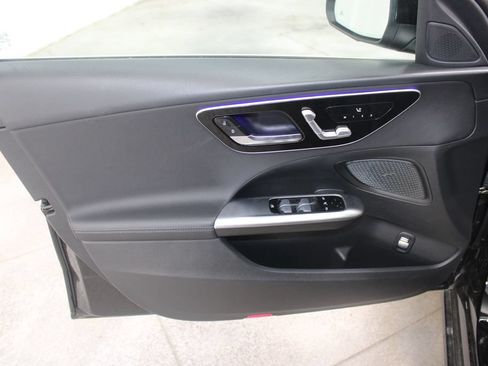 Used 2025 Mercedes-Benz C 300 Sedan image 17