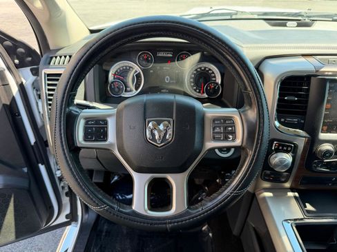 Used 2015 RAM 1500 Laramie w/ Convenience Group AWD/4WD image 25