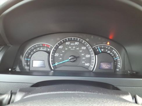 Used 2015 Toyota Camry LE image 20