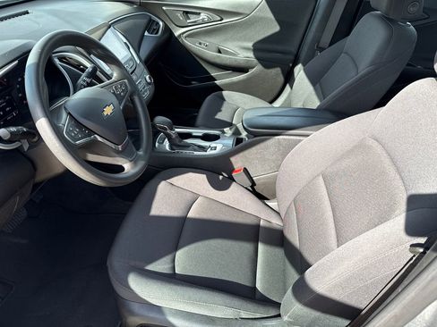 Used 2024 Chevrolet Malibu LT FWD image 19