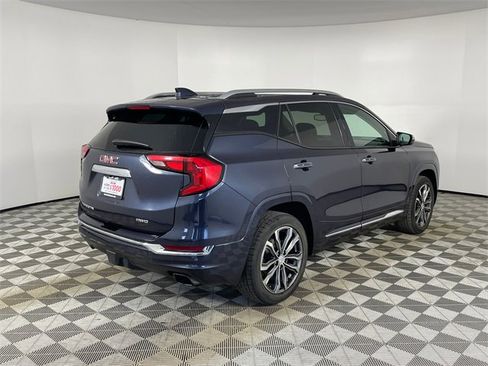 Used 2018 GMC Terrain Denali w/ Advanced Safety Package image 25