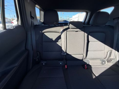 Used 2025 Chevrolet Equinox LT image 37