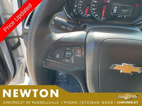 Used 2022 Chevrolet Trax LT AWD/4WD image 13
