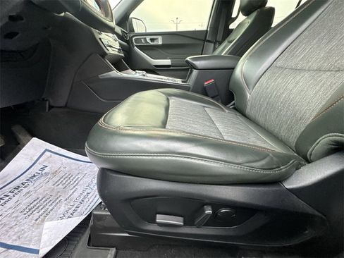 Used 2022 Ford Explorer Timberline image 12