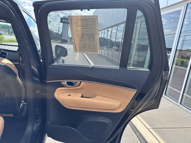 Certified 2023 Volvo XC90 B6 Ultimate w/ Protection Package Premier AWD/4WD image 12