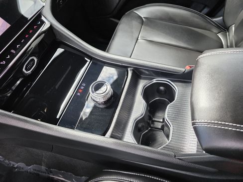 New 2026 Jeep Grand Cherokee L Limited RWD image 13