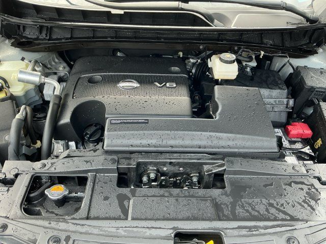 Used 2020 Nissan Murano Platinum AWD/4WD image 17