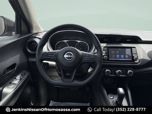 Certified 2023 Nissan Kicks S FWD image 21