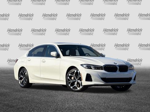 Used 2025 BMW 330i Sedan w/ Premium Package RWD image 2