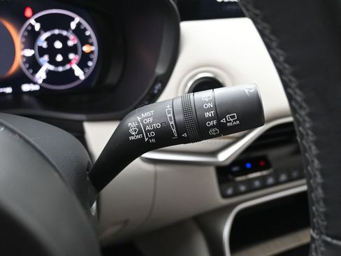 Used 2024 MAZDA CX-90 Plug-In Hybrid w/ Premium Plus image 17