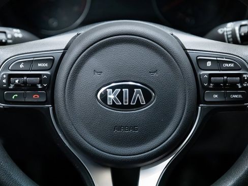 Used 2019 Kia Sportage LX image 15