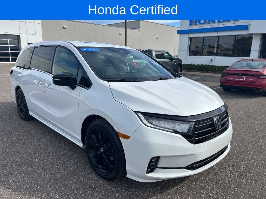 Certified 2024 Honda Odyssey Sport image 2