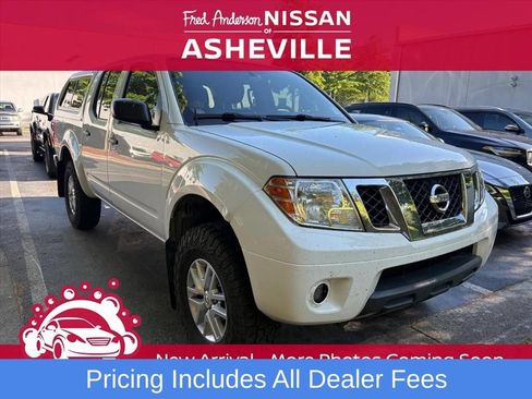 Used 2014 Nissan Frontier SV w/ SV Value Truck Package AWD/4WD image 1