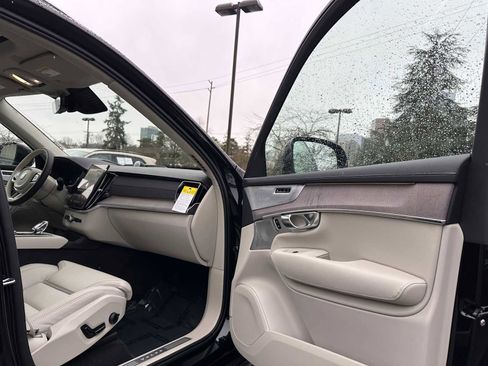 New 2026 Volvo XC90 T8 Ultra image 11