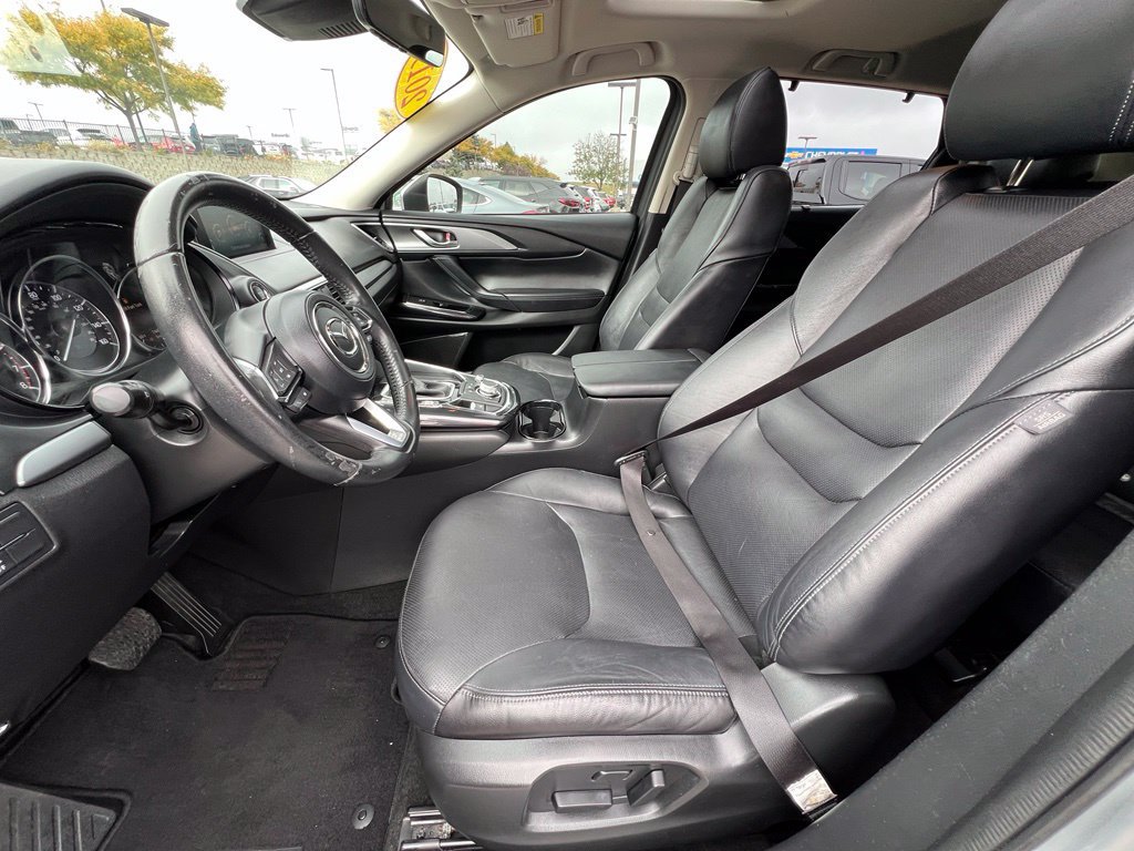 Used 2019 MAZDA CX-9 Touring w/ Touring Premium Package FWD image 19