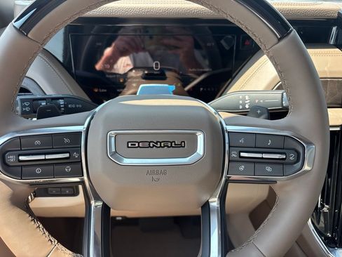New 2026 GMC Yukon Denali w/ Denali Reserve Package AWD/4WD image 22