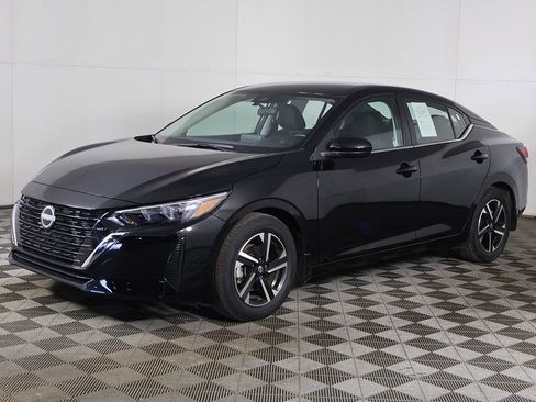 Used 2024 Nissan Sentra SV image 6