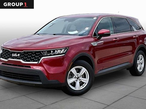 Used 2022 Kia Sorento LX FWD image 1