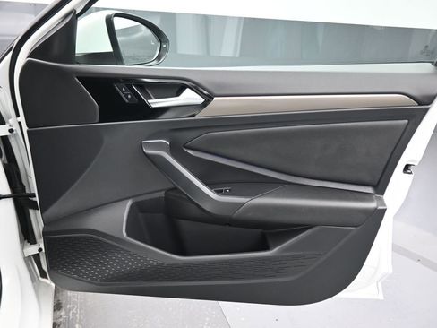 Used 2021 Volkswagen Jetta SEL Premium image 40