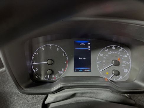 Used 2023 Toyota Corolla LE image 21