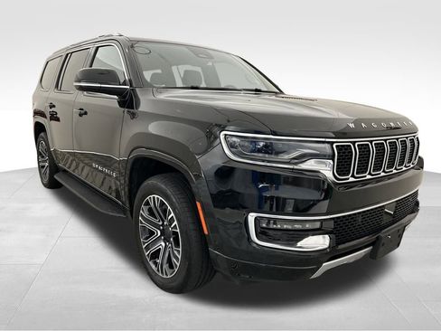 Used 2024 Jeep Wagoneer Series II image 8