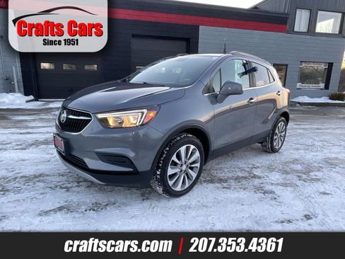 Used 2020 Buick Encore Preferred image 1