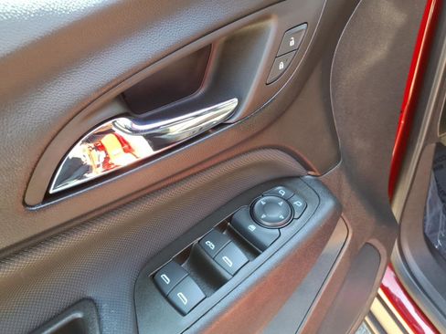 Certified 2023 Chevrolet Equinox RS image 16