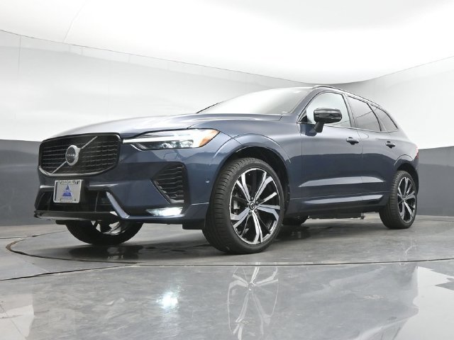 Used 2023 Volvo XC60 B5 Ultimate w/ Climate Package AWD/4WD image 13