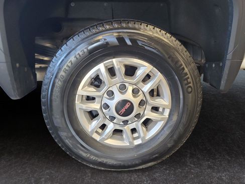 Used 2021 GMC Sierra 2500 SLE w/ SLE Value Package; image 27