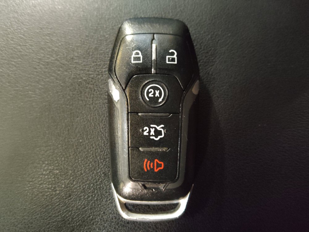 Used 2015 Ford Edge SEL w/ Equipment Group 201A FWD image 32