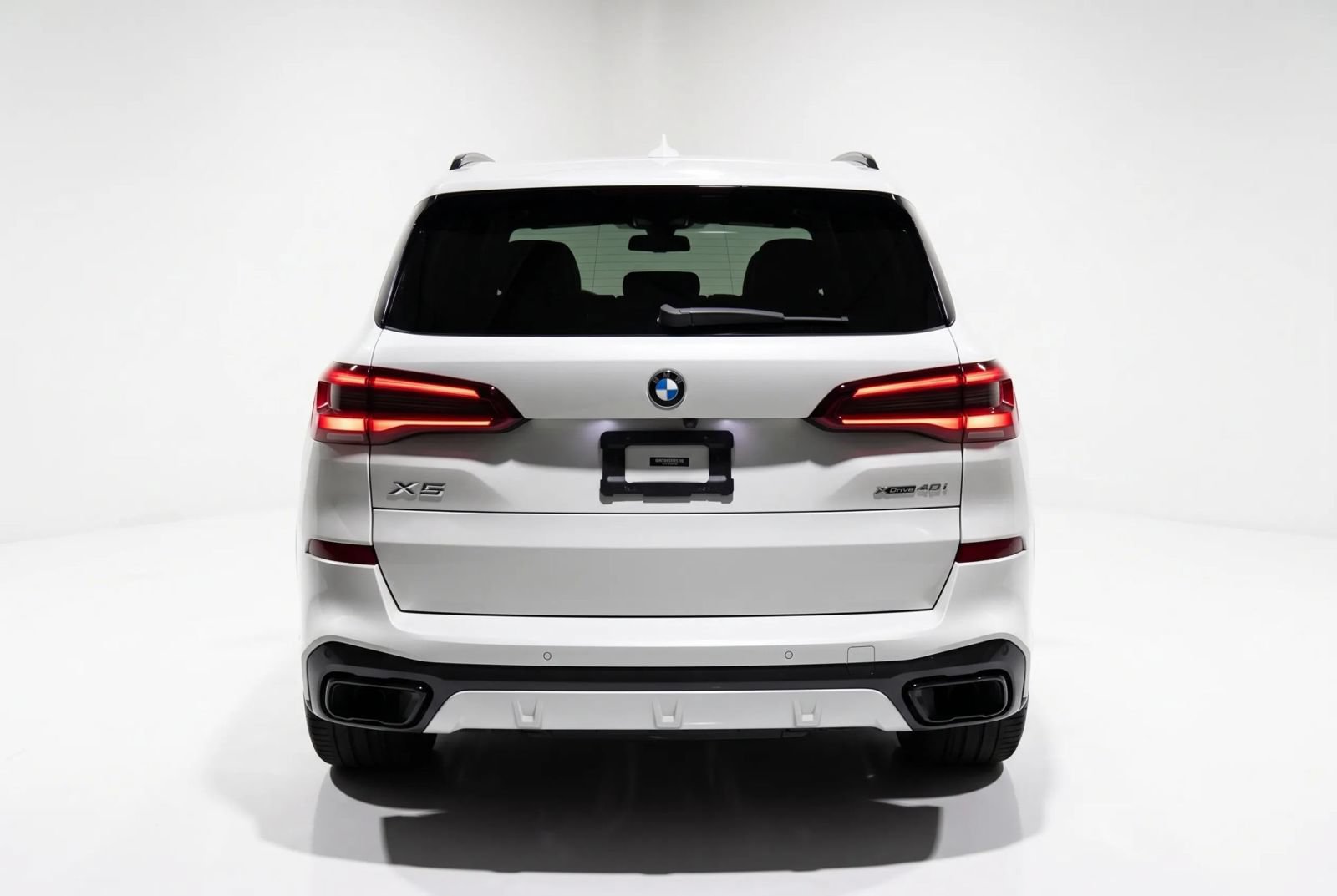 Used 2021 BMW X5 xDrive40i w/ M Sport Package AWD/4WD image 5