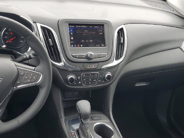 Certified 2024 Chevrolet Equinox LT FWD image 14