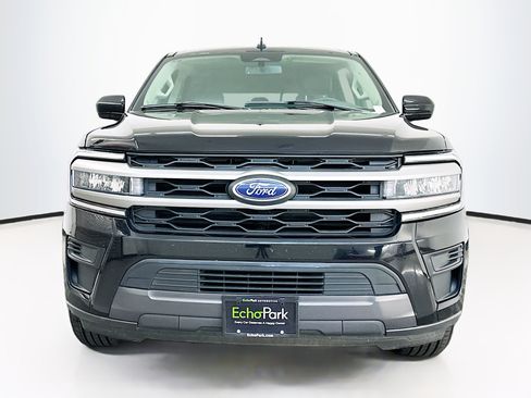 Used 2024 Ford Expedition XLT image 2