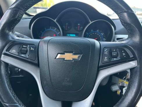 Used 2015 Chevrolet Cruze LT FWD image 15