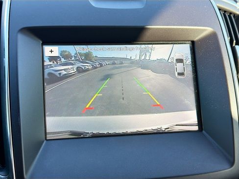 Used 2018 Ford Edge Titanium w/ Equipment Group 301A image 14