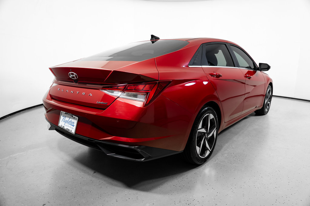 Certified 2023 Hyundai Elantra Limited w/ Cargo Package FWD image 9
