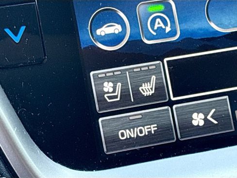 Used 2024 Subaru Outback Touring XT AWD/4WD image 21
