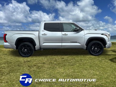 Used 2024 Toyota Tundra Limited AWD/4WD image 9
