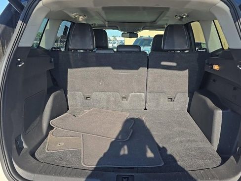 Used 2016 Ford Escape Titanium w/ Equipment Group 301A FWD image 11
