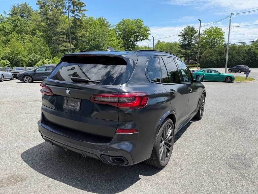 Used 2022 BMW X5 xDrive40i w/ M Sport Package AWD/4WD image 5