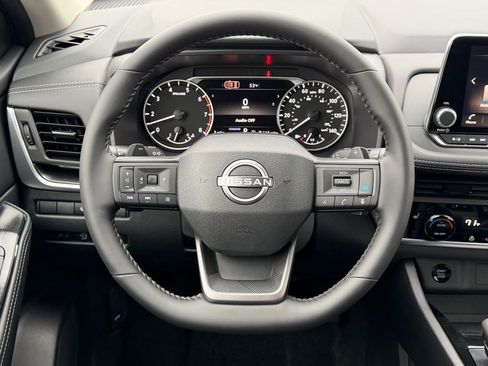 New 2026 Nissan Rogue SV w/ Cold Weather Package FWD image 19