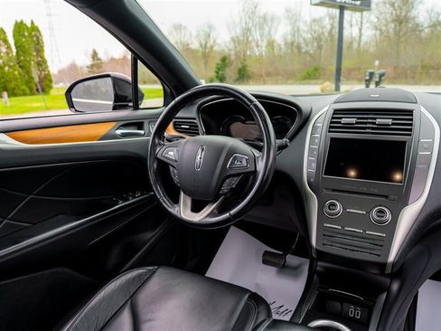 Used 2019 Lincoln MKC Reserve w/ MKC Climate Package AWD/4WD image 24