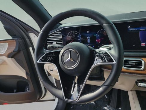 Certified 2026 Mercedes-Benz GLE 580 GLE 580 image 17