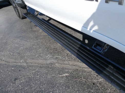 Certified 2024 GMC Sierra 2500 Denali Ultimate image 14