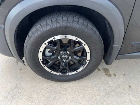 Used 2024 Nissan Pathfinder Rock Creek AWD/4WD image 2