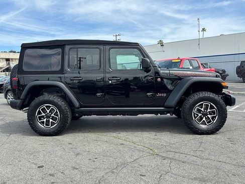 Used 2024 Jeep Wrangler Unlimited Rubicon w/ Safety Group AWD/4WD image 2