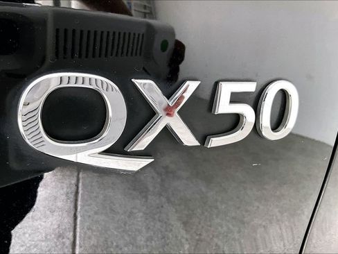 Used 2019 INFINITI QX50 Luxe image 42