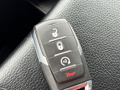 Used 2025 RAM 1500 Laramie image 39